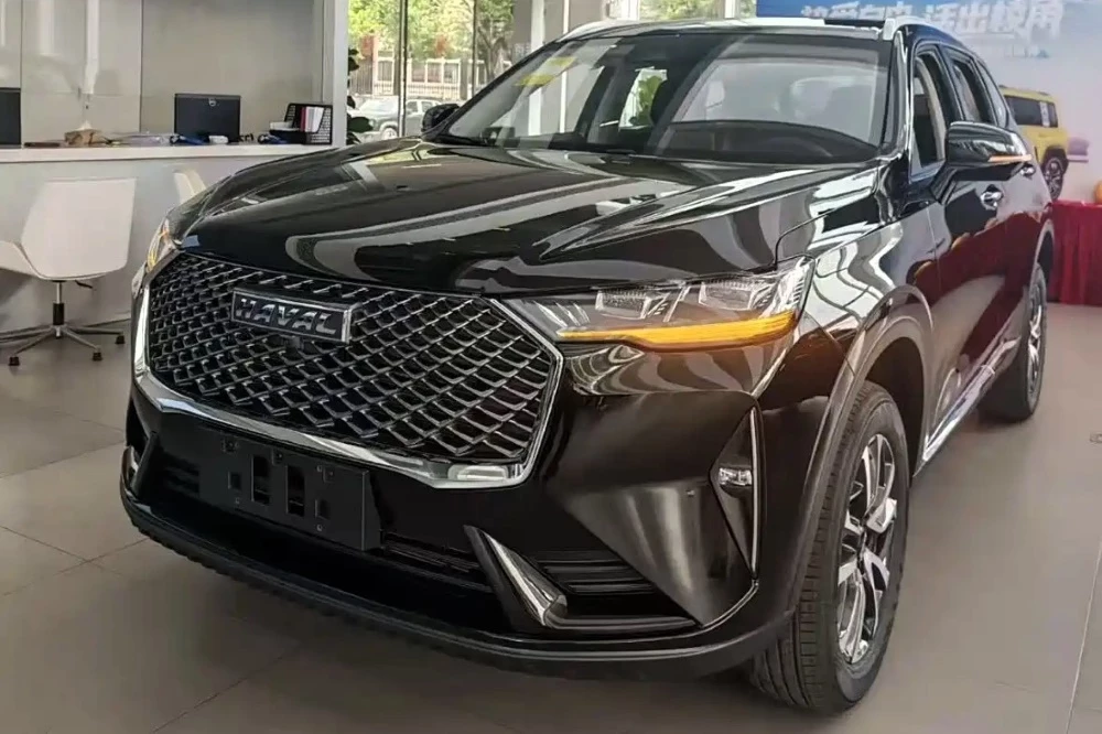  В Китае дебютировал обновленный кроссовер Haval H6. Он дешевле миллиона рублей