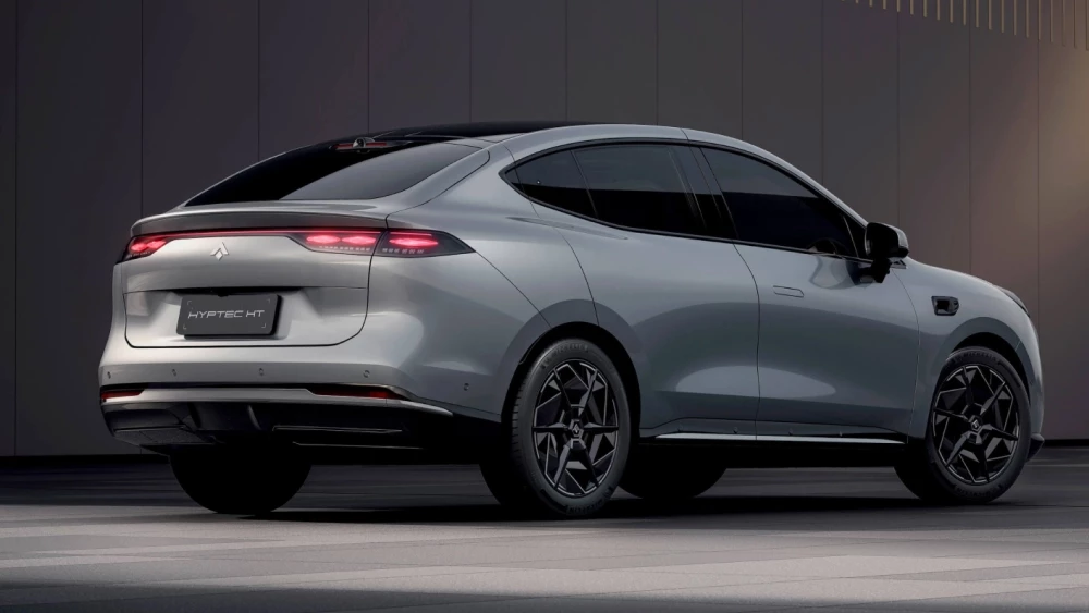  Цена GAC Hyptec HT объявлена в России. Электромобиль можно купить