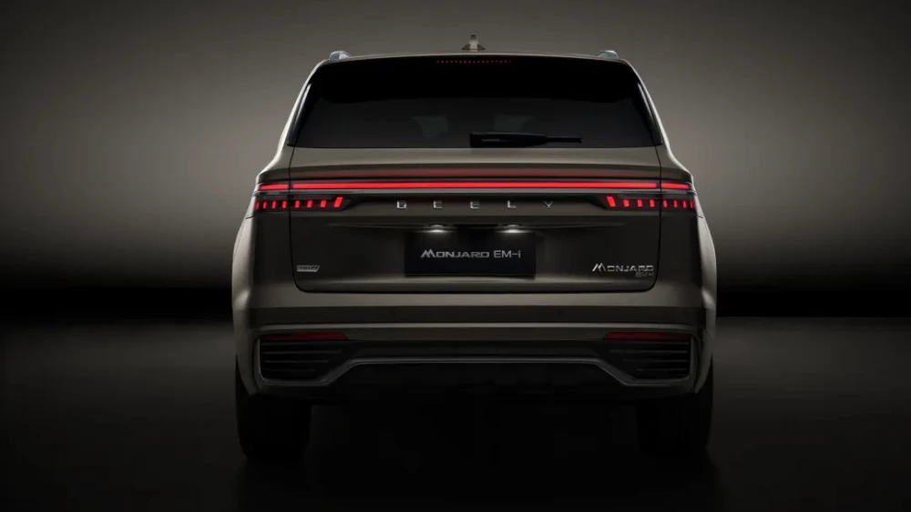  Кроссовер Geely Monjaro получит продвинутый гибрид EM-i. Его сертифицировали в Казахстане